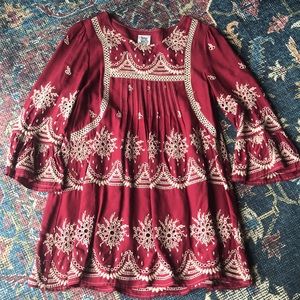 Ivy Jane Embroidered Top